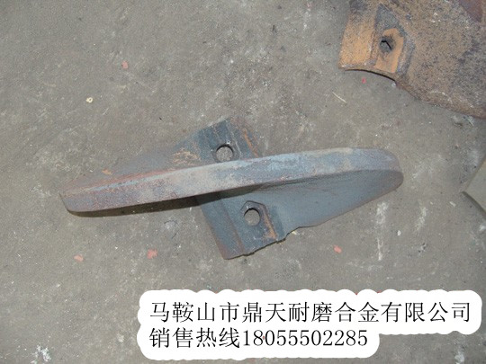 洛建攤鋪機(jī)攪籠葉輪、洛建護(hù)瓦、輸料板銷售處